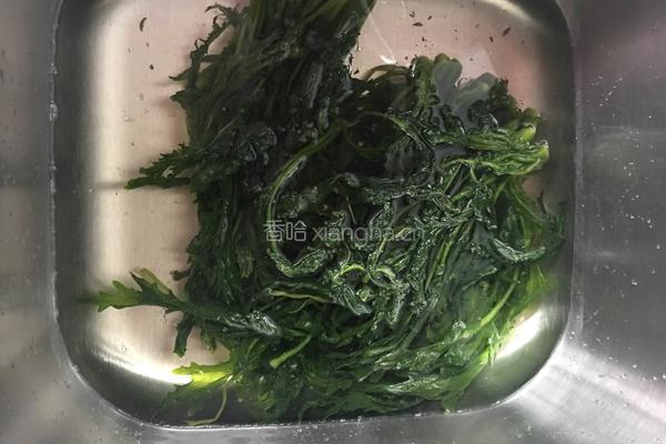 雪里蕻肉丝的做法图解1