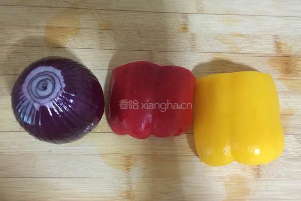 洋葱木耳炒鸡蛋的做法图解1