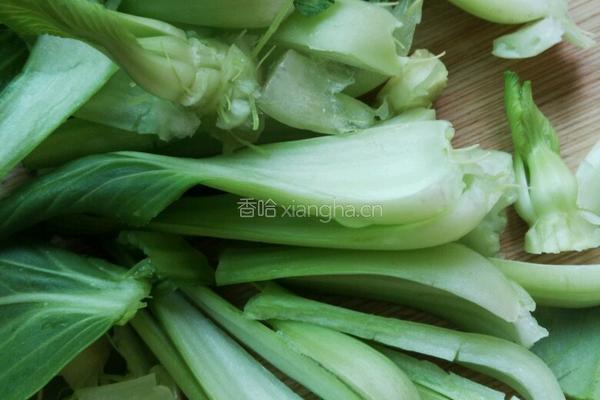 小白菜炒鸡蛋的做法图解2