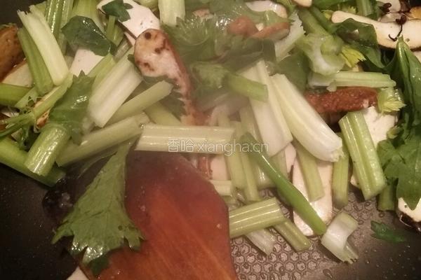 香干炒西芹的做法图解5