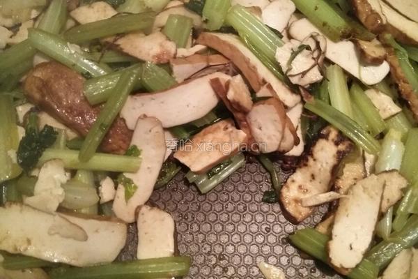 香干炒西芹的做法图解6