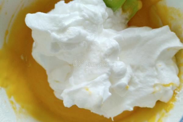 原味戚风蛋糕的做法图解12