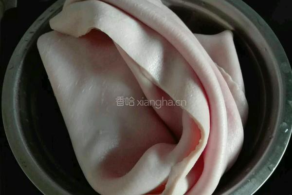 菜汁皮冻的做法图解1