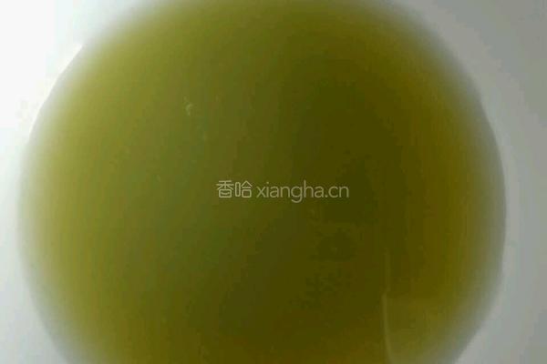 菜汁皮冻的做法图解2