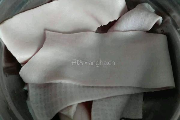 菜汁皮冻的做法图解4