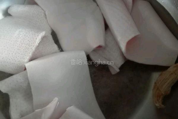 菜汁皮冻的做法图解5