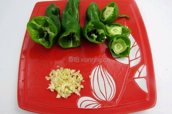 虎皮青椒的做法图解2