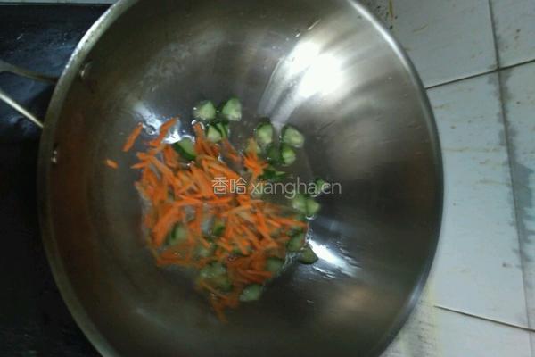 黄金蛋炒饭的做法图解3