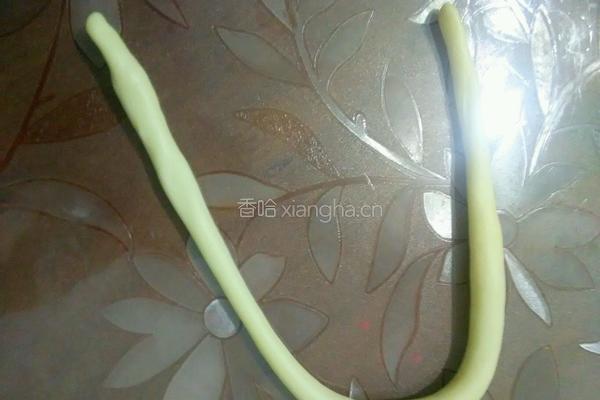 牛奶花型小面包的做法图解9