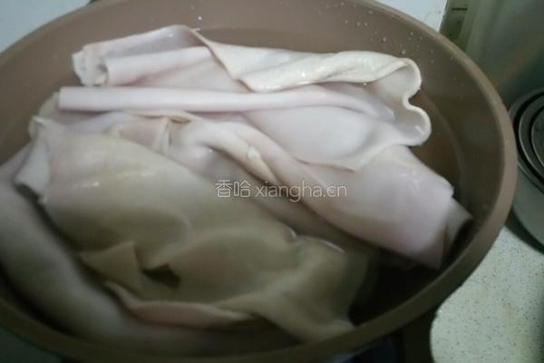 水晶皮冻的做法图解1