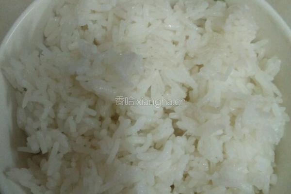 芹菜蛋炒饭的做法图解3