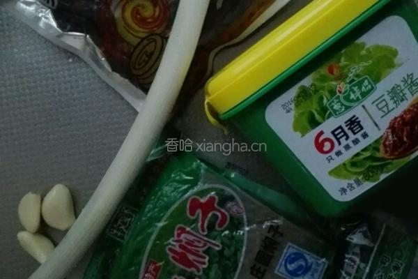 豆瓣烧焖子的做法图解2