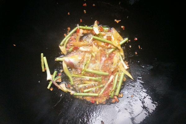蒜苗炒香干的做法图解4