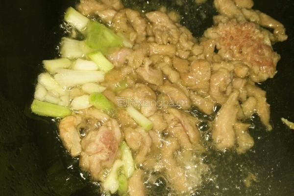 青菜木耳炒肉的做法图解7