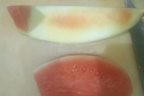 水果拼盘的做法图解1