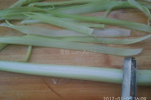 果酱西芹的做法图解4