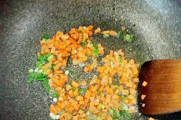 鱼丸咸泡饭的做法图解4