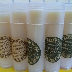 天簌唇膏的做法[图]