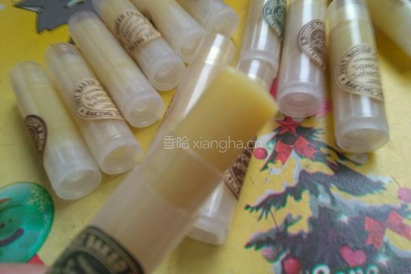 天簌唇膏的做法图解7