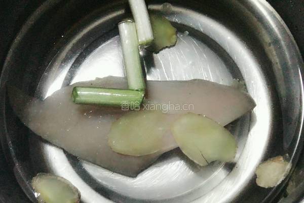 青菜鸡丝面的做法图解1