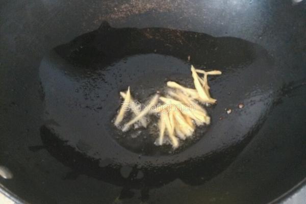 冬笋炒腊肠的做法图解6