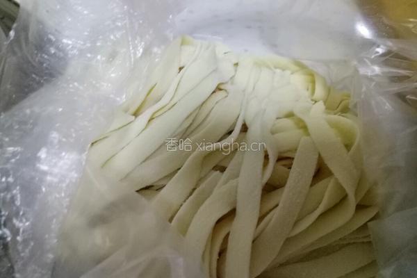 手擀面的做法图解6