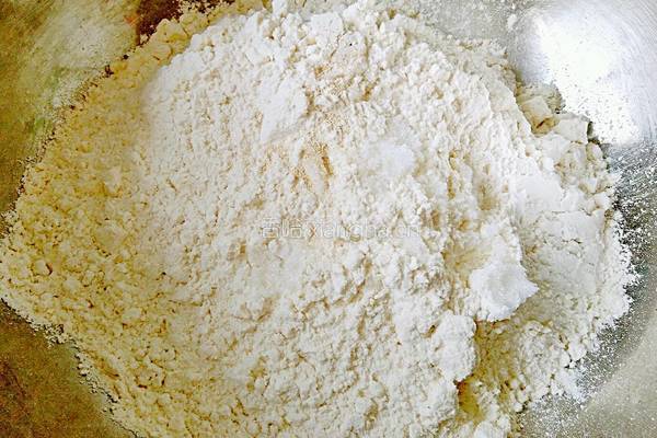 大馅豆沙包的做法图解1