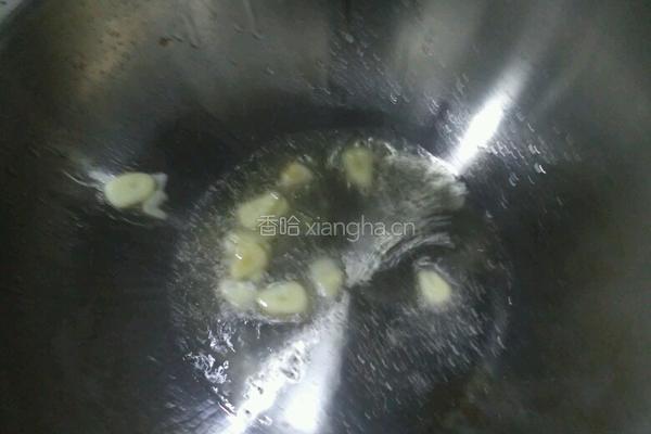 鸡蛋火腿豆腐汤的做法图解2