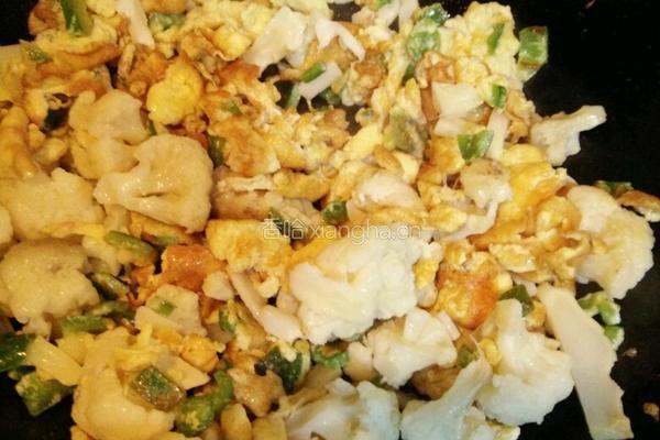 花菜青椒炒鸡蛋的做法图解5