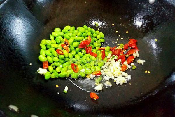 雪菜酱毛豆的做法图解3