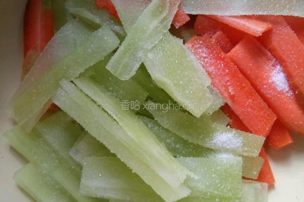 酸辣泡菜的做法图解4