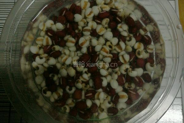 红豆薏仁的做法图解2