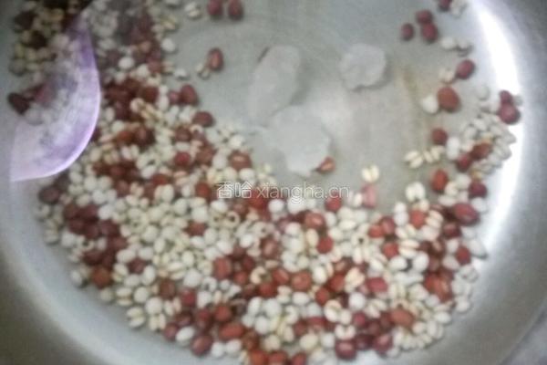 红豆薏米汤的做法图解5