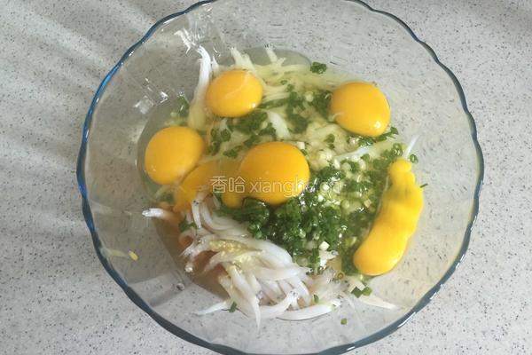 银鱼炒鸡蛋的做法图解6