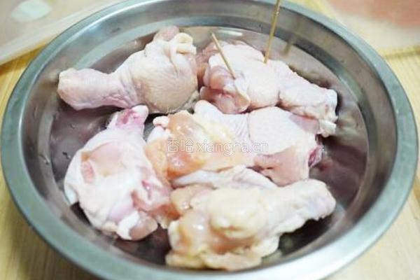 金针菇烤奥尔良鸡翅根的做法图解2