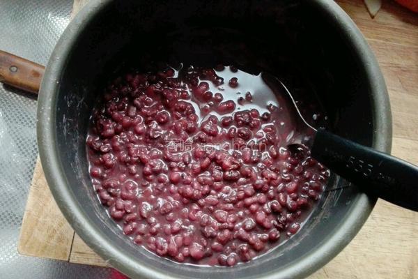 自制红豆沙馅的做法图解2