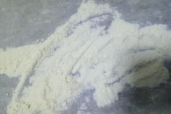 宝宝辅食奶香紫薯球的做法图解5