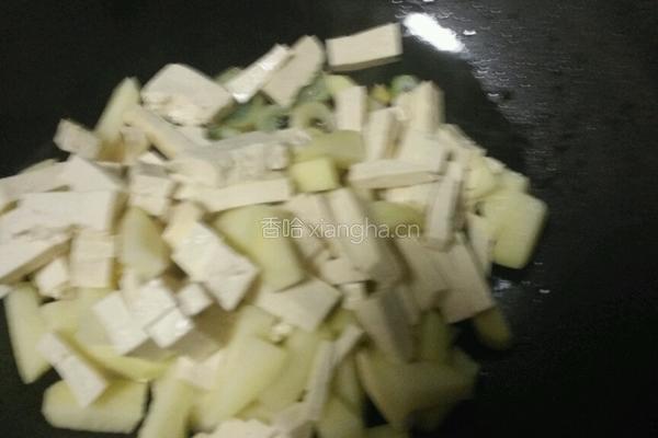 西红柿土豆豆腐卤（揪片）的做法图解7
