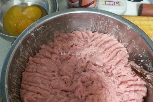 自制猪肉火腿肠的做法图解4