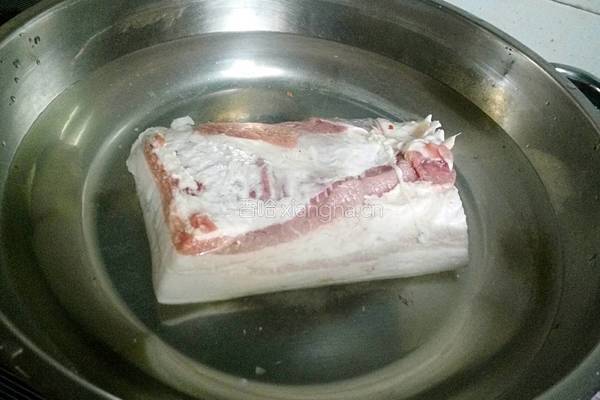 粉蒸肉的做法图解2