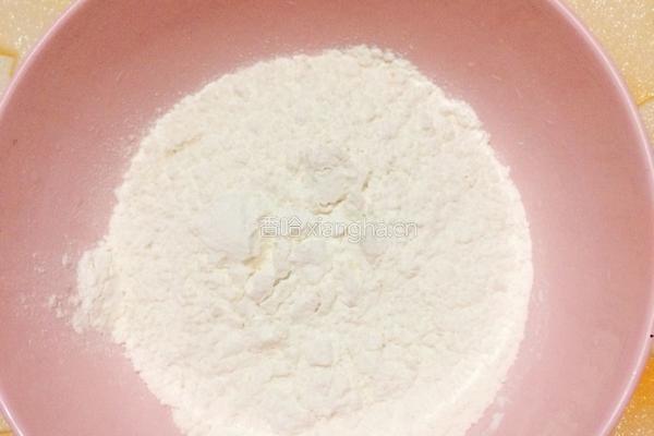 木耳鸡蛋馅饺子的做法图解1
