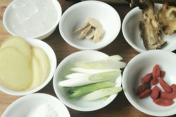 醉鸭腿的做法图解1