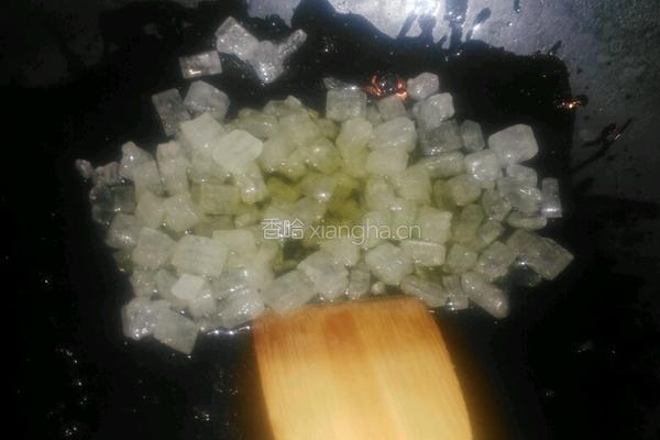 琥珀核桃仁的做法图解2