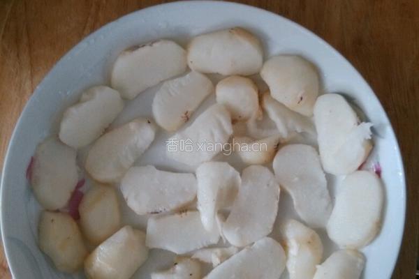 马蹄蒸排骨的做法图解1