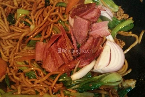 酸辣牛肉面的做法图解3