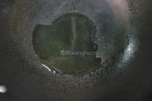 黄瓜菠菜炒灌肠的做法图解4