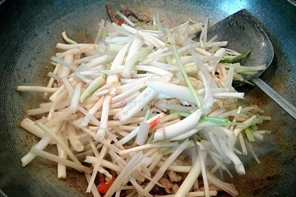 芹芽炒肉丝的做法图解5