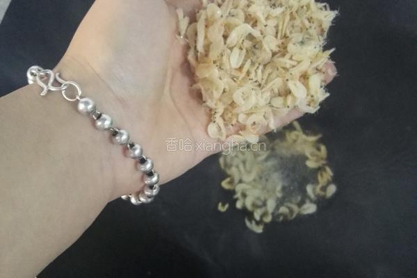萝卜皮皮虾汤的做法图解3