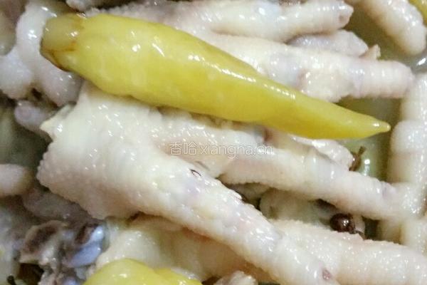 泡椒鸡爪的做法图解2