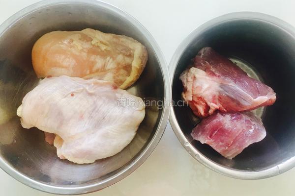 油炸小酥肉的做法图解1